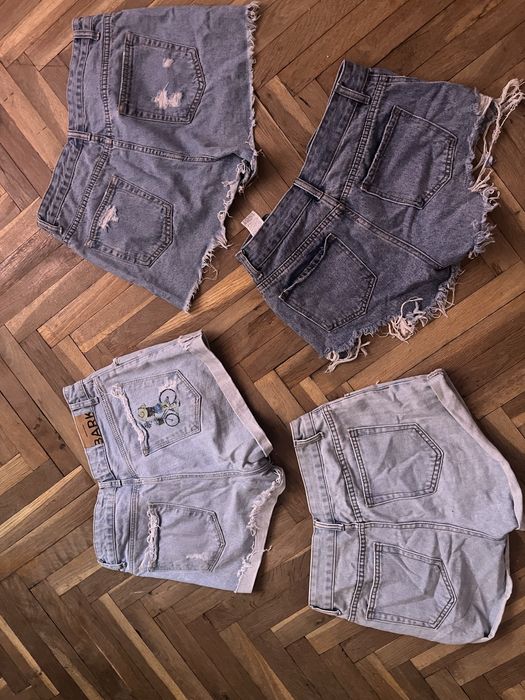 Къси панталонки и топове