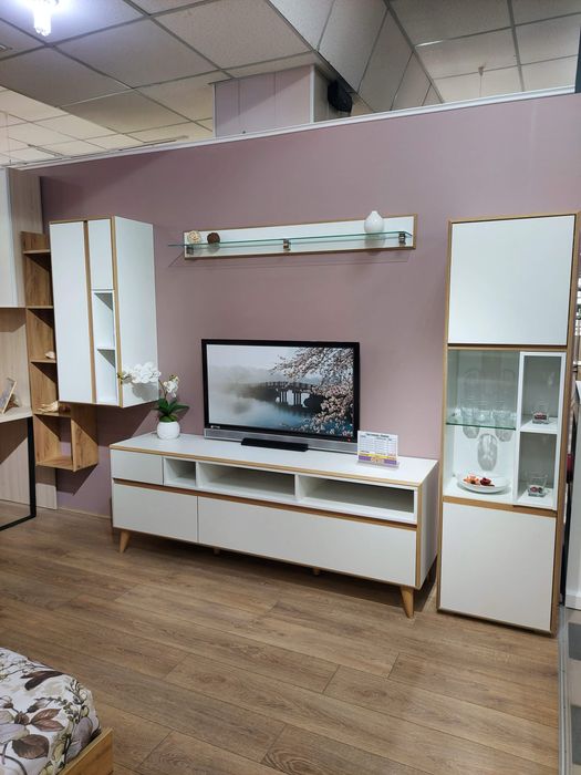 Гостиная, горка, тв зона