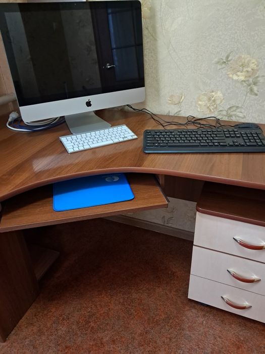 Продам моноблок Apple