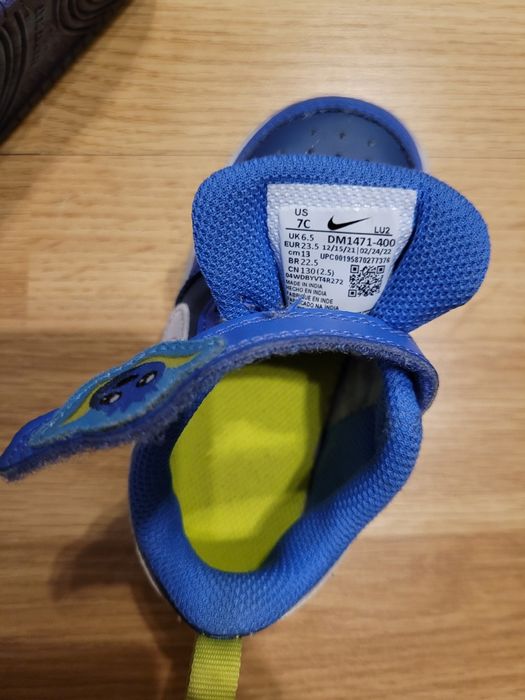 Adidasi Nike mărime 23.5