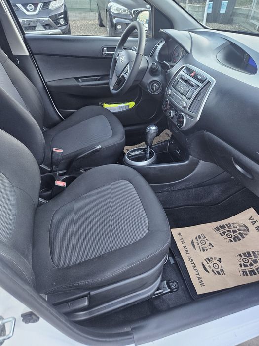 Hyundai I20 1.4 benzina automat!