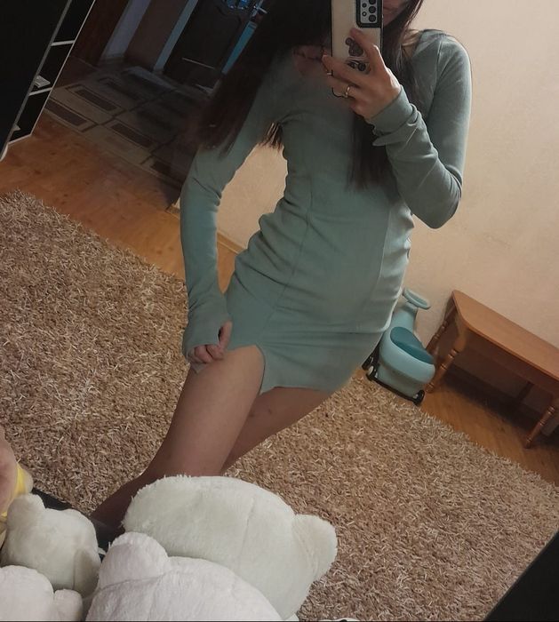 Платья вечерние и коктельные