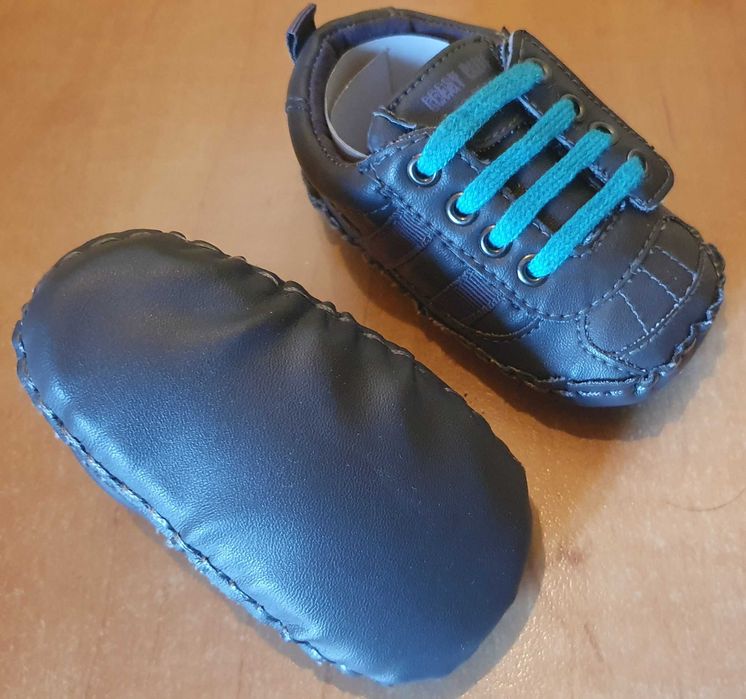 Pantofi sport nou nascuti noi nepurtati, cu sireturi, talpa moale