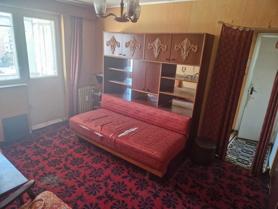 Închiriez apartament Vlaicu