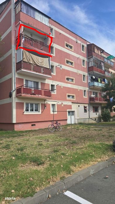 Apartament 4 camere, etaj 3/4, Micro 16