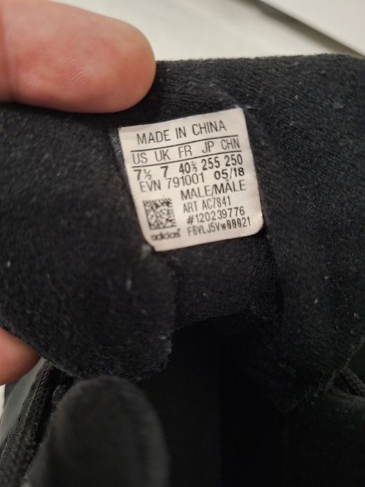 Vând ghete Adidas Terrex