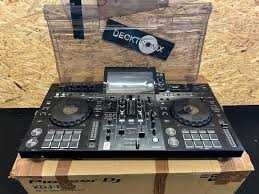 Продается Pioneer RX3
