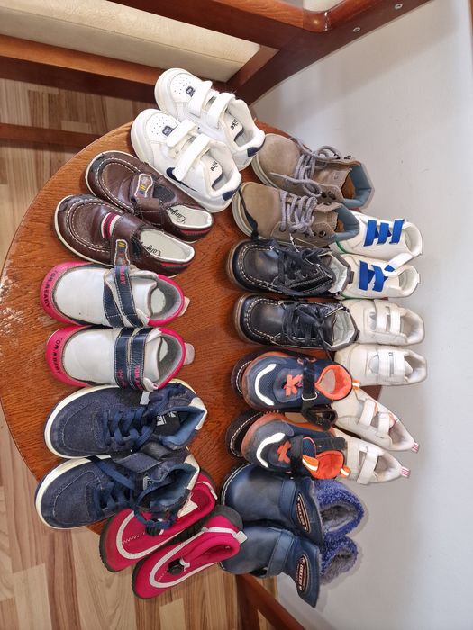 Incaltaminte pentru copil 2-3 ani!!