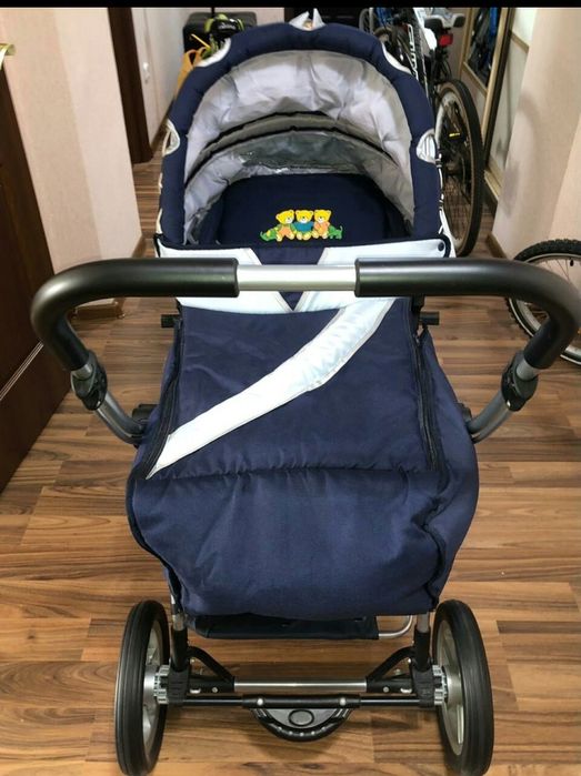 Продам детскую коляску
