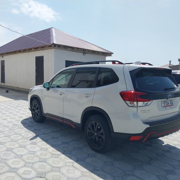Субару Форестер 2023год