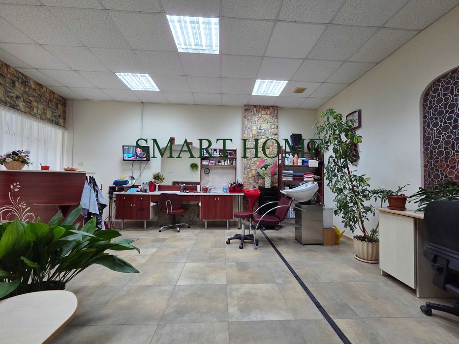 Дава се под наем  в Велико Търново, Зона Б -  кв.м за 348.84 € - Снимка #1