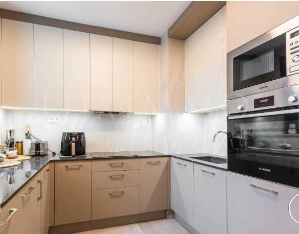 Дава се под наем Двустаен апартамент в к.к. Св.Св. Константин и Елена - 93 кв.м за 1500 € - Снимка #10