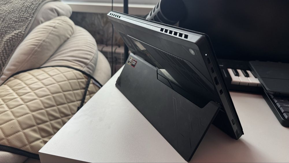 Asus Rog flow Z13, AI MAX+ 395, 2tb ssd