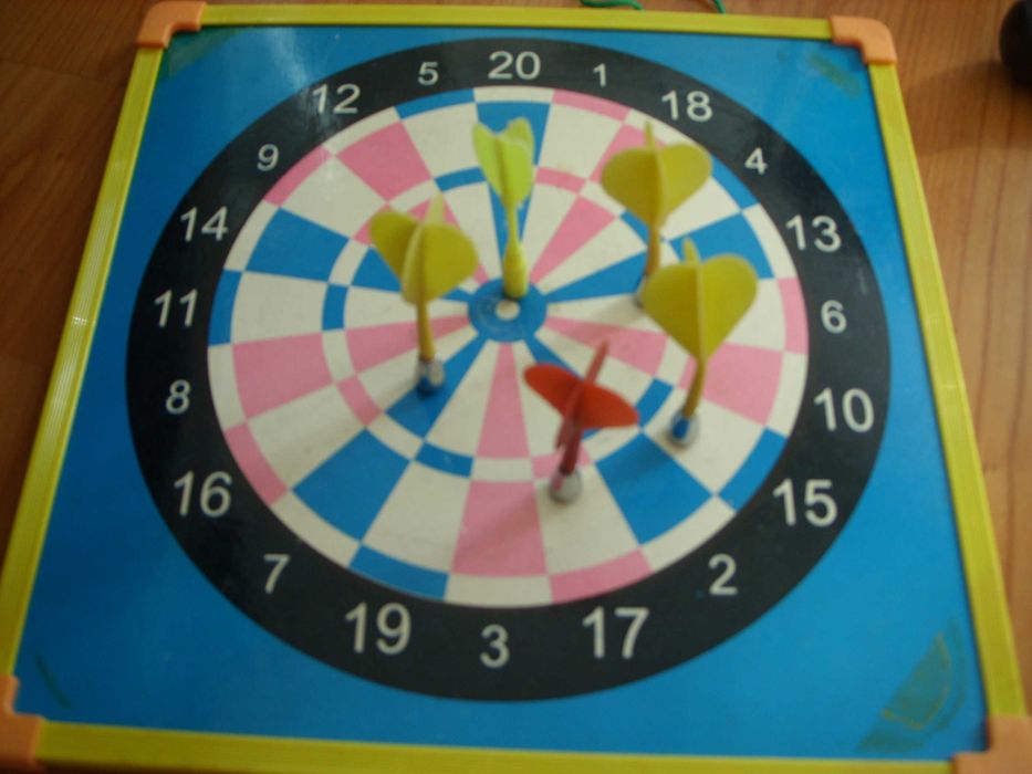 Детски дартс за игра