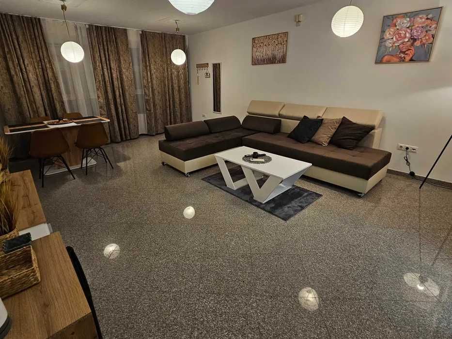 Дава се под наем Едностаен апартамент в София, Център - 60 кв.м за 750 € - Снимка #1