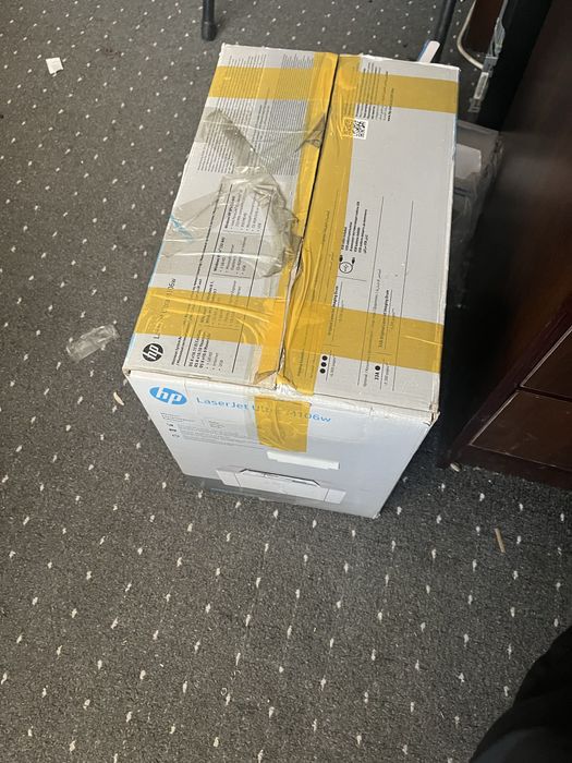 Принтер почти новый hp laserjet m106w