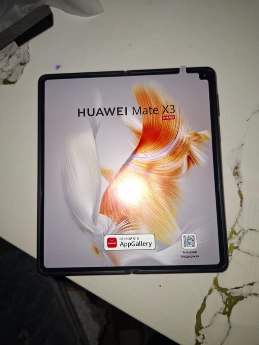 Телефон Huawei mate x3