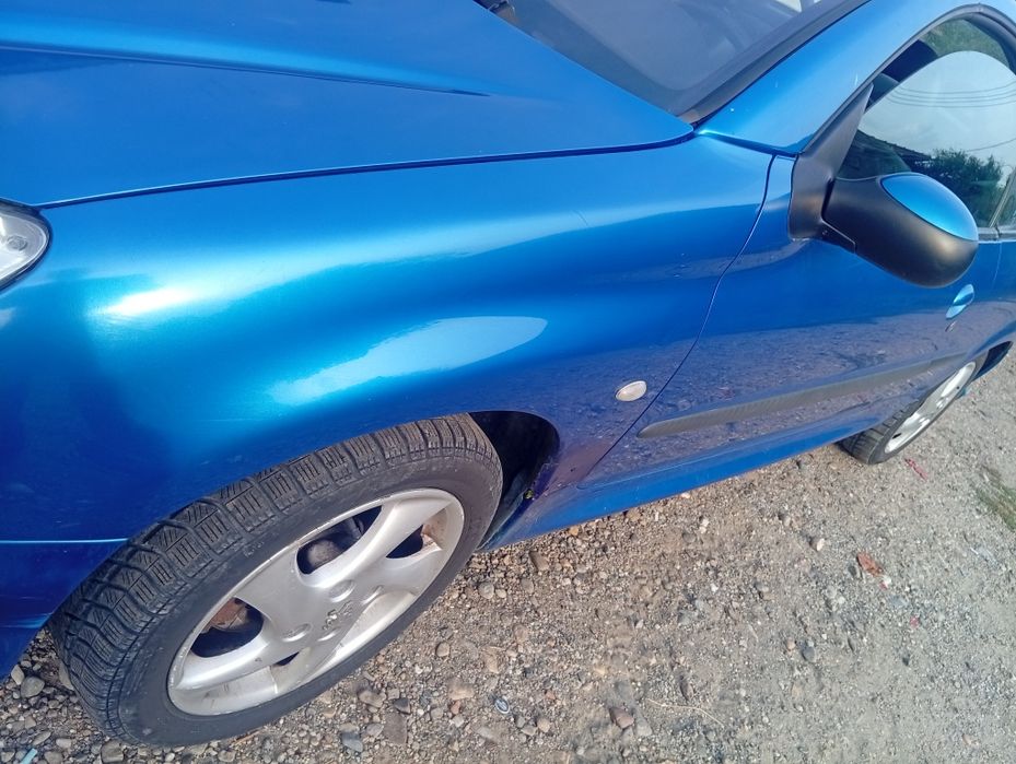 Vând Peugeot 206 CC acte valabile trage foarte bine