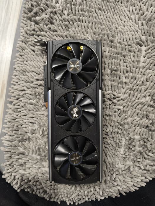 Sapphire Nitro+ RX 5700 OC 8gb  видеокарта