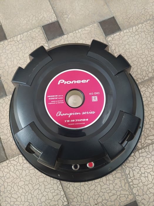 Сабвуфер Pioneer TS-W312D4 Champion Series— Идеал