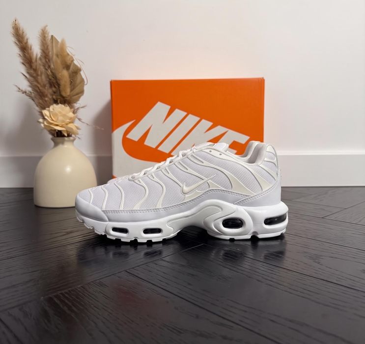 Adidasi Nike TN Alb - Premium Full Box