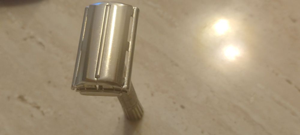 Aparat ras Gillette Super Speed ca nou cutie