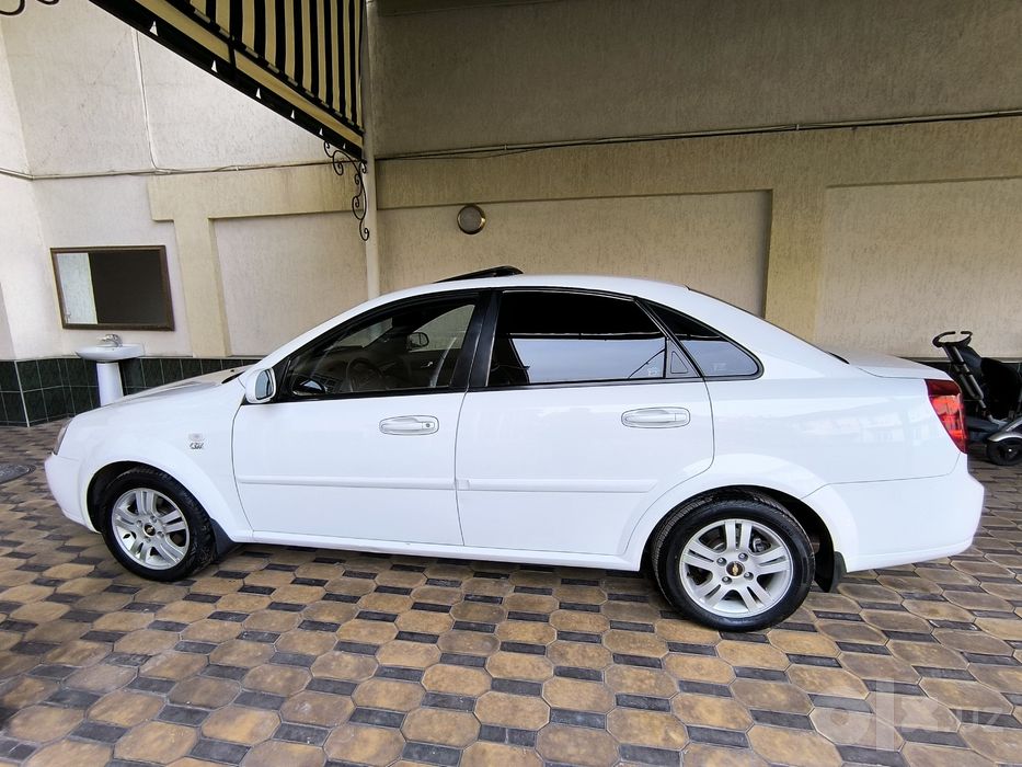Lacetti 1.6 3-poz