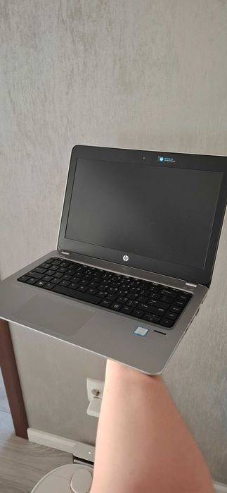 Laptop HP 430 G4 vand urgent!!!