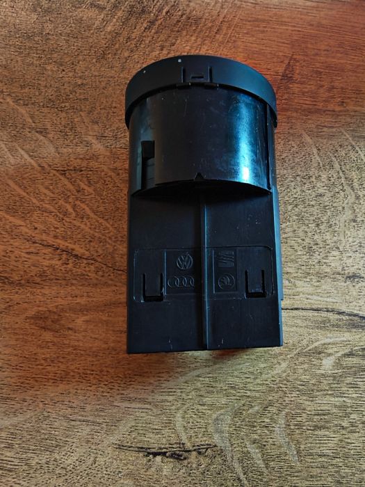 Ключ светлини Ауди а4 б7