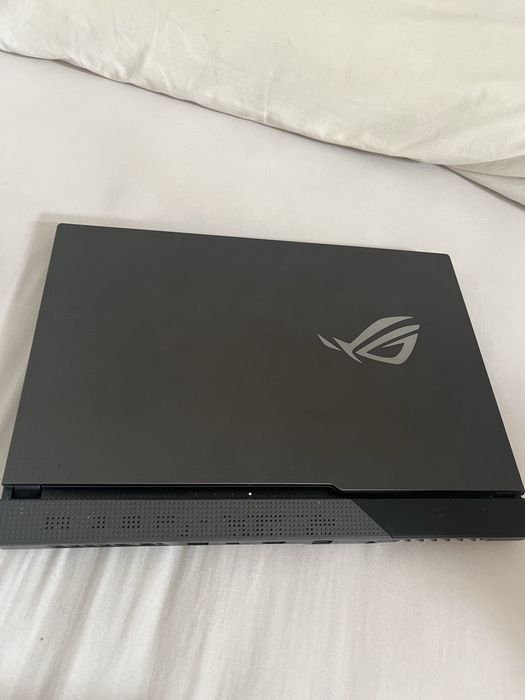 Asus ROG Strix G15 G513 rtx 3050