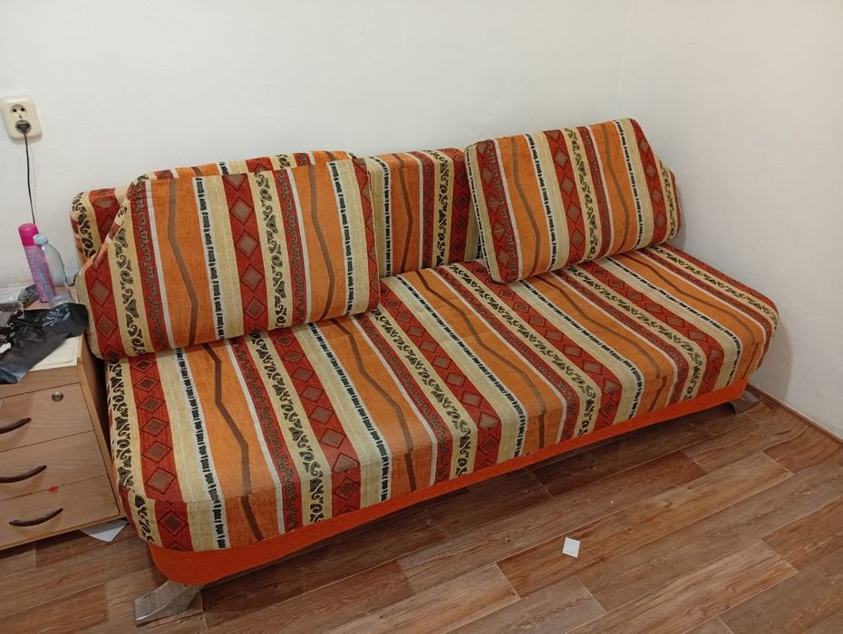 Диван раскладной даром. Самовывоз 23января.