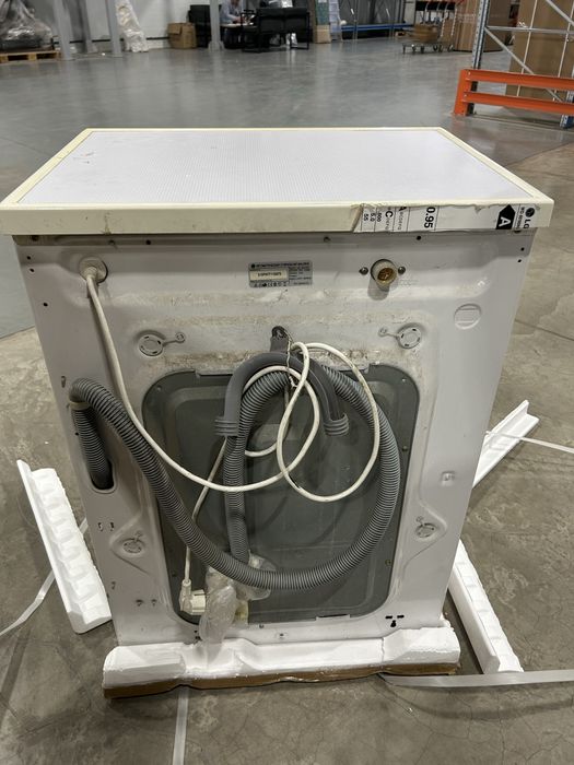 Продам стирку на запчасти