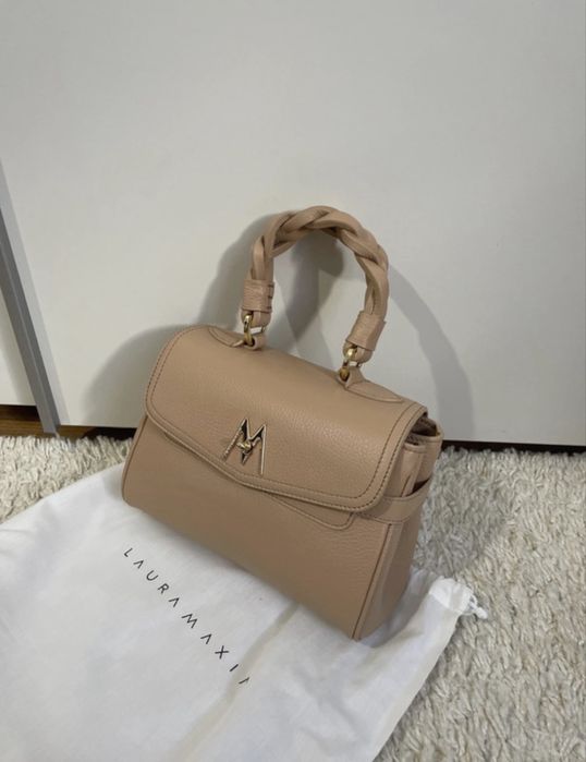 Brit Mini Laura Maxim