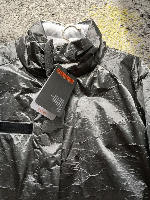 Дамско сиво яке Найк