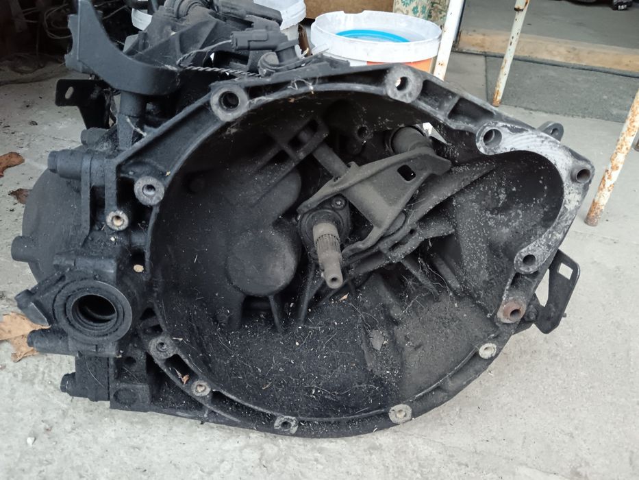Скоростна кутия за пежо 807 HDI 2.2