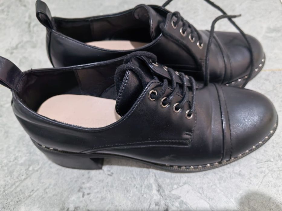 Продам женскую обувь