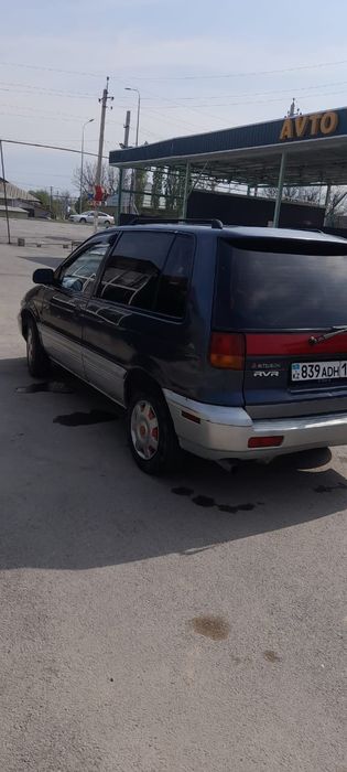 Продам Mitsubishi Space Runner