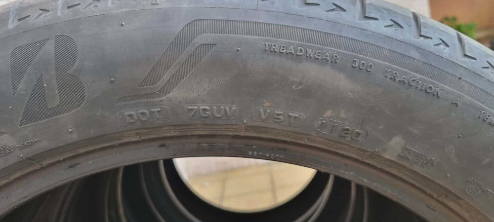 Bridgestone 255/50 R20  6,1mm