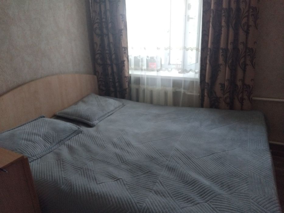 Спальный гарнитур б/у