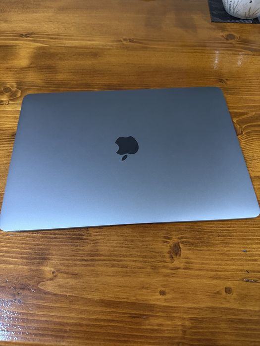 De vanzare MacBook Air M1