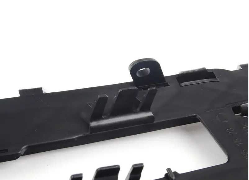 Решетка Mercedes Benz W212 халоген дневни светлини 200CDI 220CDI 320