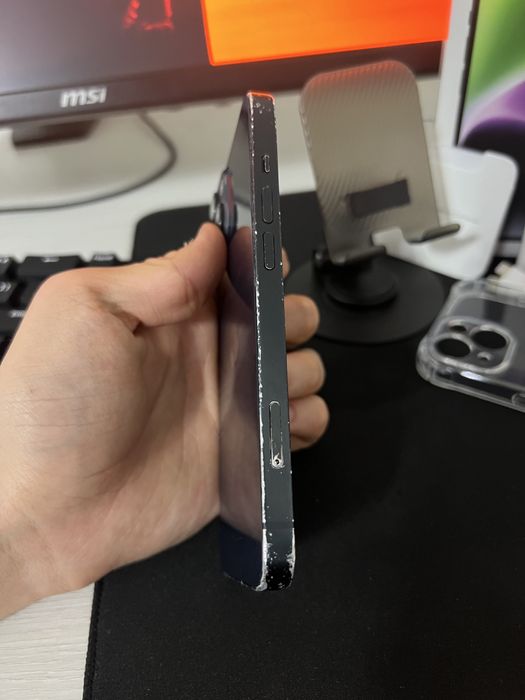 Продам iPhone 14 256gb