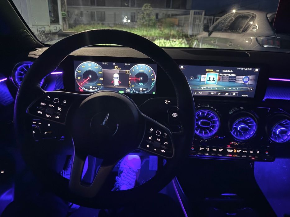 Mercedes-Benz CLA 250 Carte service