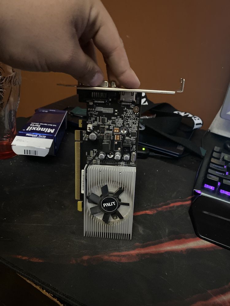 Видео карта Gt1030 с. Балик • OLX.bg