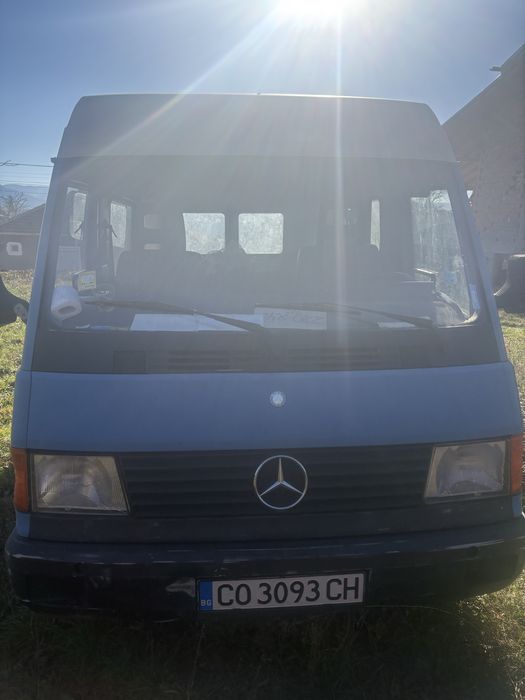 Мерцедес MB 100 Д