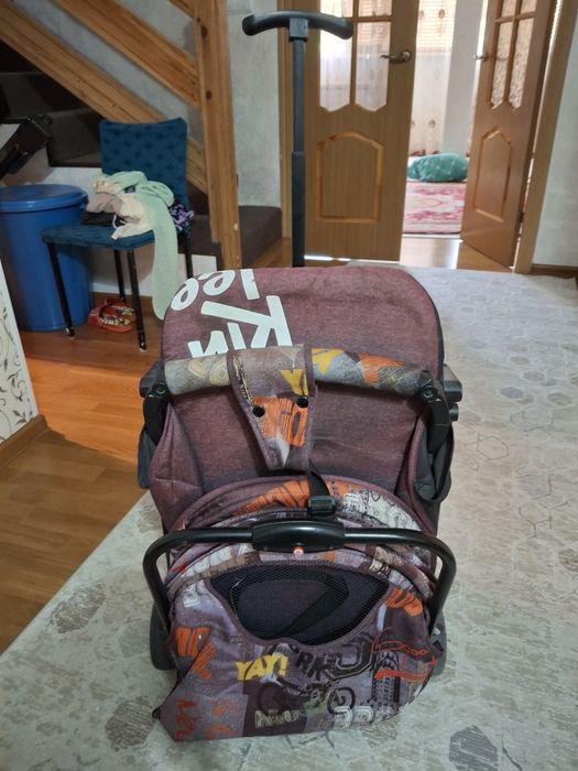 Коляска, не сломона