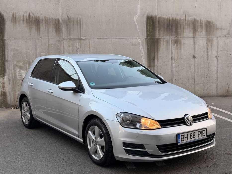 Volkswagen Golf 7 diesel/ Scaune invalzite/ senzori fata spate/Jante