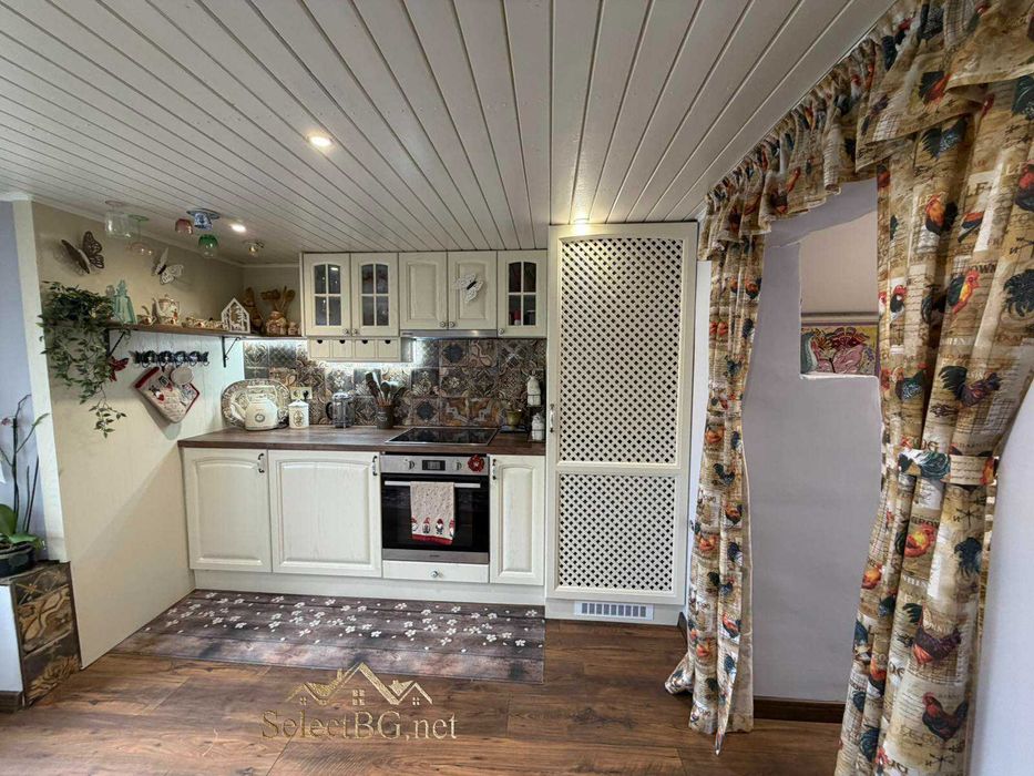 Реновирана къща в близко село до Велико Търново