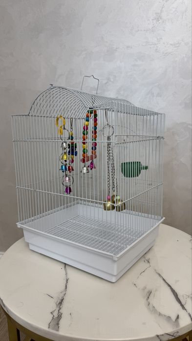 Продам клетку для попугая