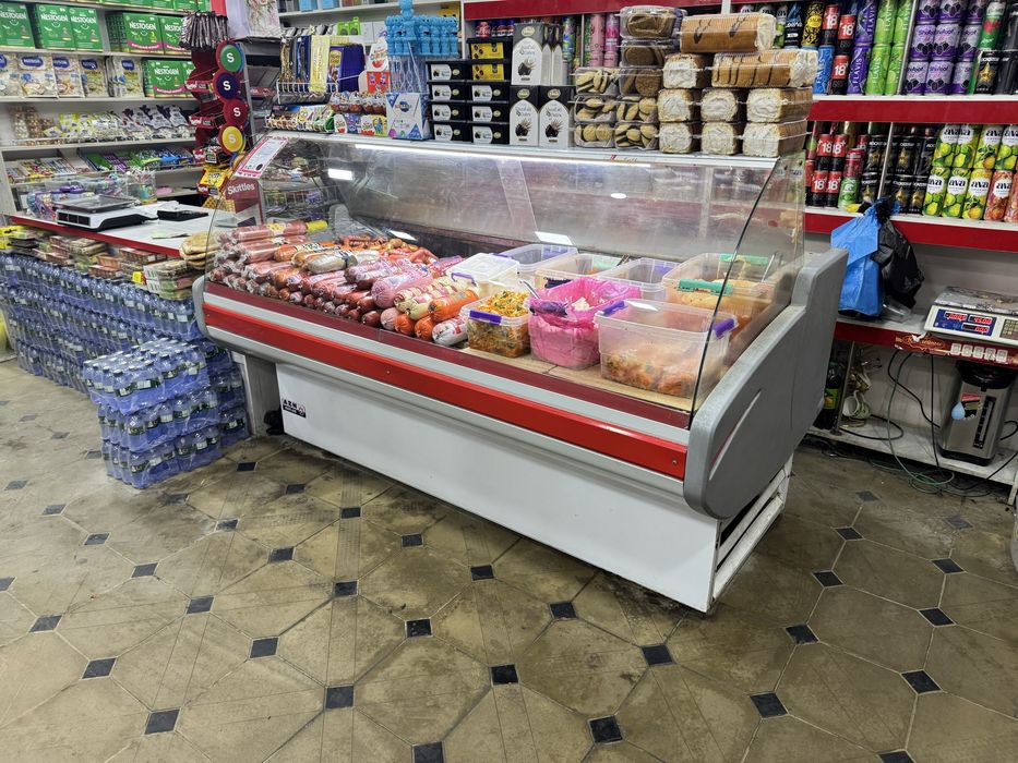 AZN витрина холодильник